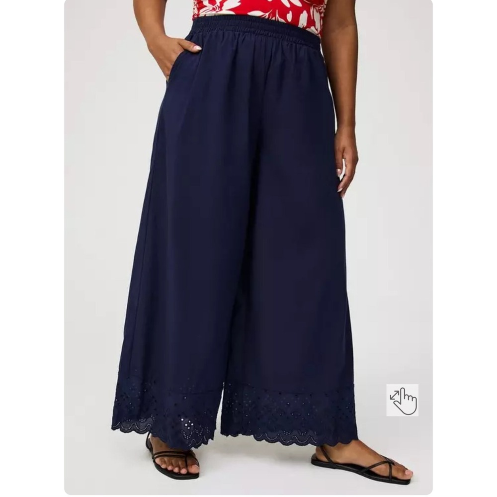 Torrid Size 3 Navy Blue Pull On Elastic Waist Embroidered Wide Leg‎ Pants NWT